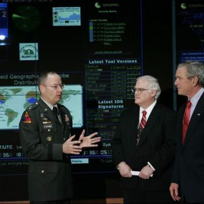 Photo of George Bush in front of the CND Radar
